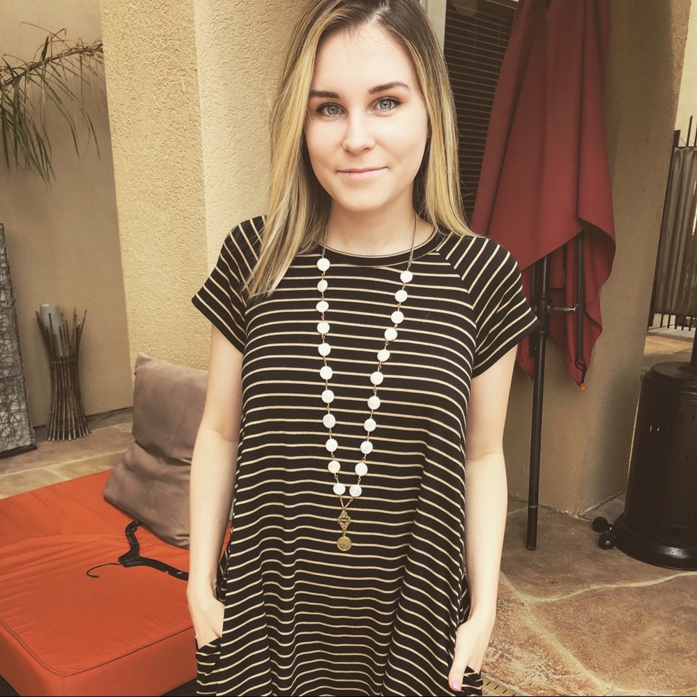 Coin Pearl Pendant Necklace